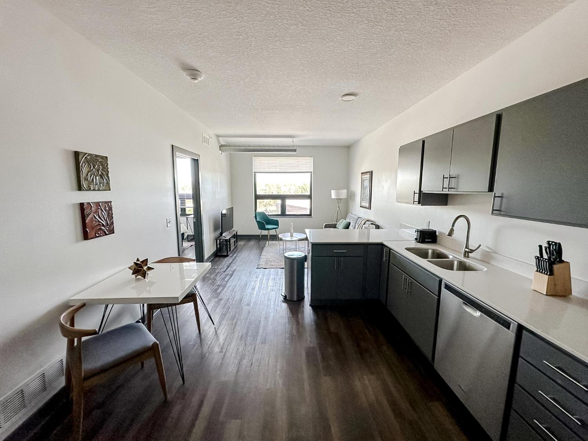 Sleepover 1Bd 1Ba Des Moines Apartments מראה חיצוני תמונה